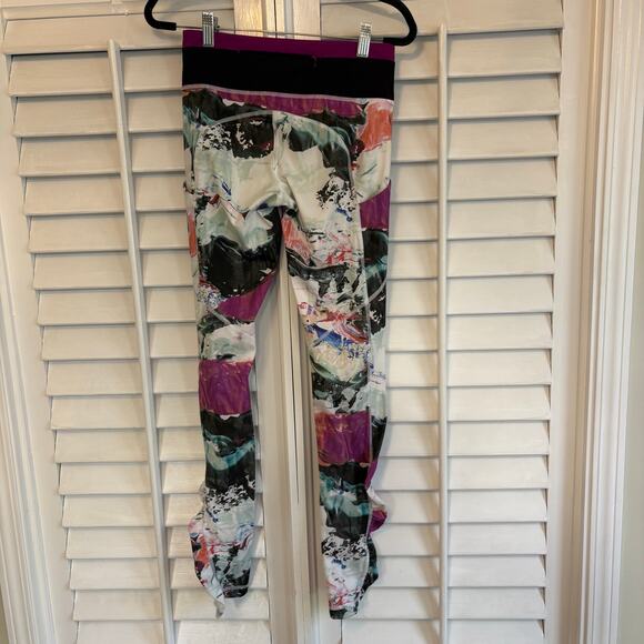 Lululemon Pigment Wave Speed Tight III Leggings Size 4‎ - Picture 2 of 8